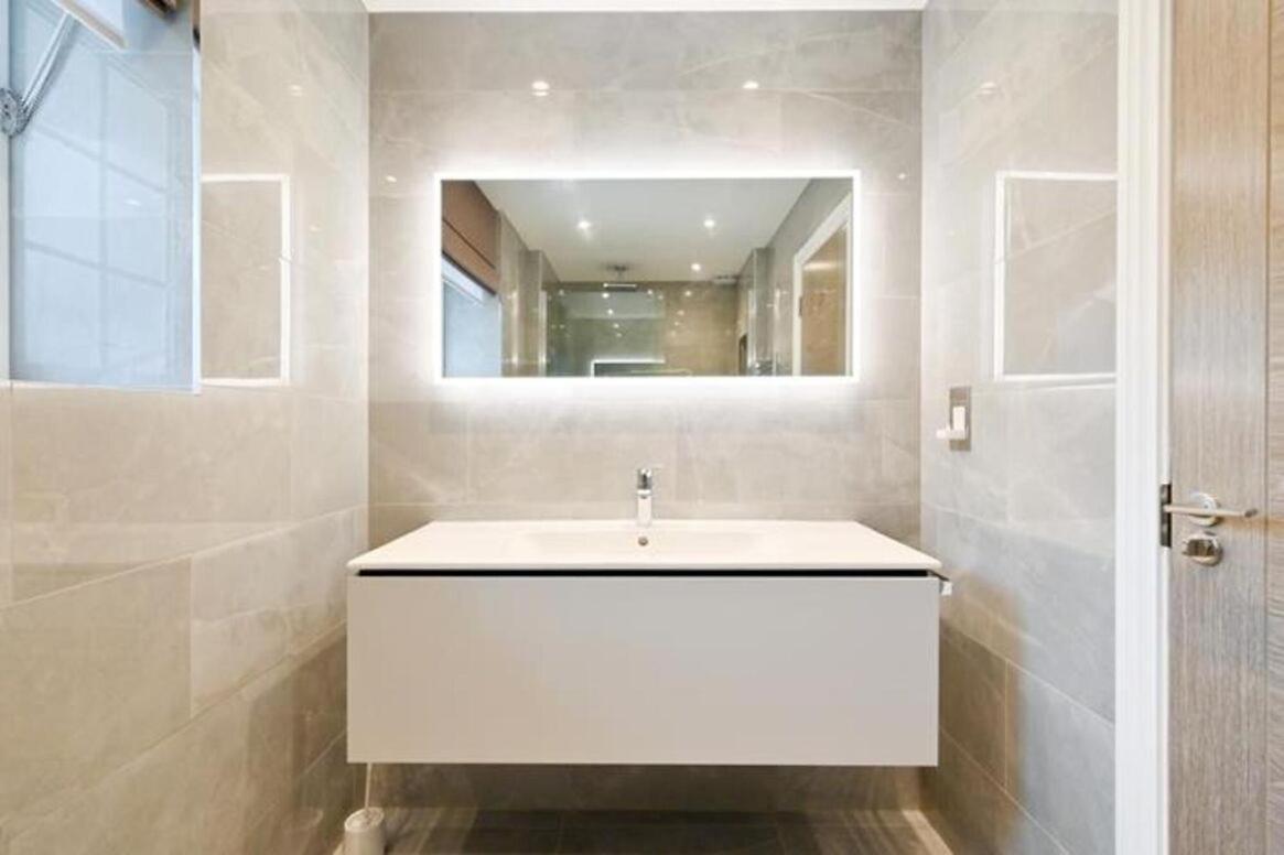 Deluxe Mayfair Luxury